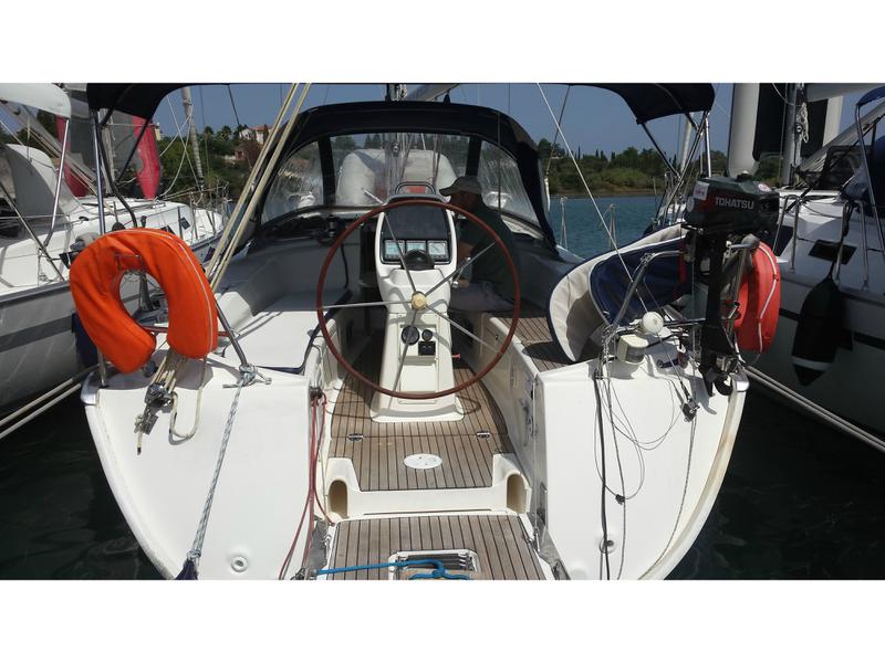 Book yachts online - sailboat - Bavaria 38 Cruiser - Fineas - rent