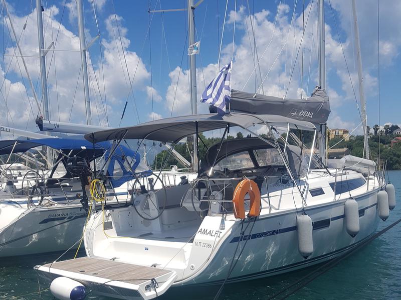 Book yachts online - sailboat - Bavaria Cruiser 41 - Amalfi - rent