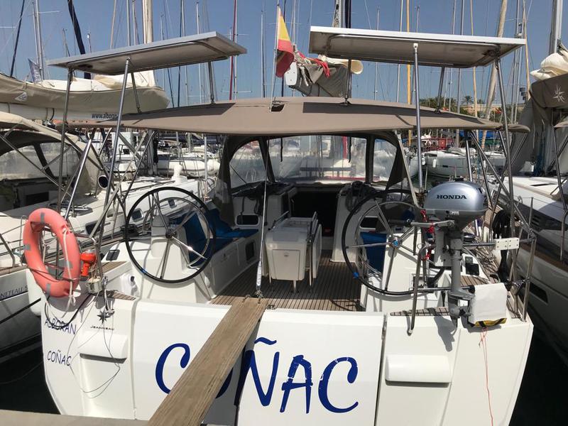 Book yachts online - sailboat - Sun Odyssey 519 - Alboran Cognac (Majorca) - rent