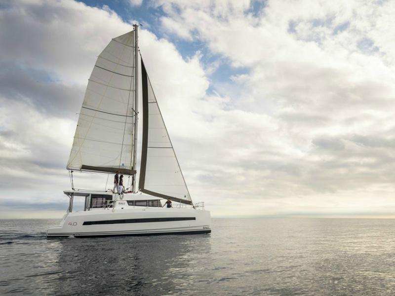 Book yachts online - catamaran - Bali 4.0 - Margeo XIV  (A/C - Generator - Water Maker) - rent