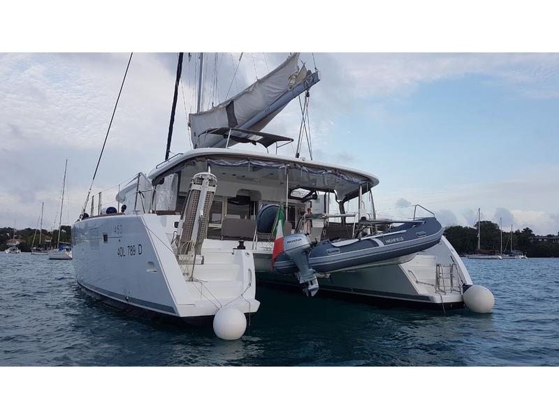 Book yachts online - catamaran - Lagoon 450 F - Kaus Australis (A/C, WM, Generator, Inverter) - rent