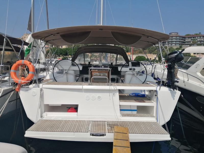 Book yachts online - sailboat - Dufour 520 Grand Large - Moscow Mule - rent
