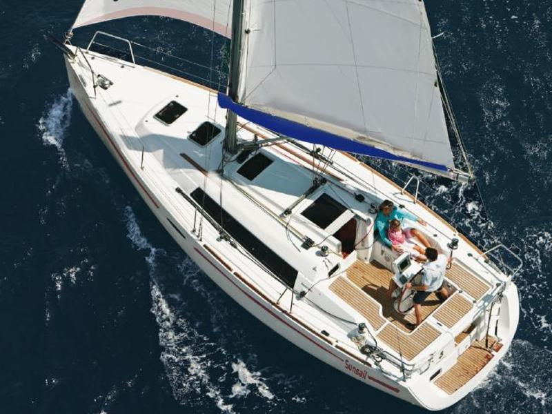 Book yachts online - sailboat - Oceanis 31 -  - rent