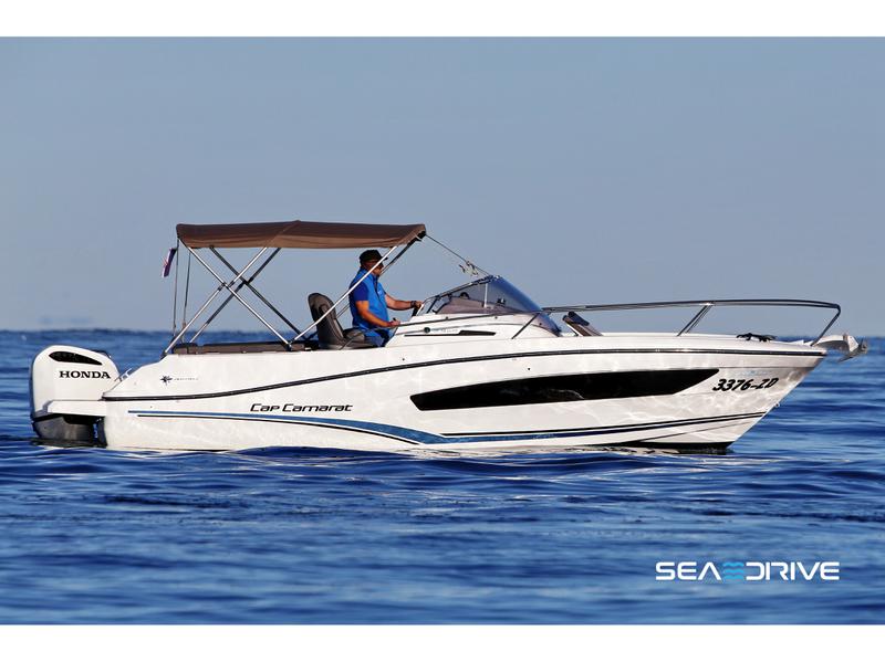 Book yachts online - motorboat - Cap Camarat 7.5 - 3376ZD - rent