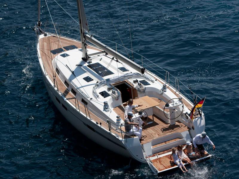 Book yachts online - sailboat - Bavaria Cruiser 45 - Futuro - rent
