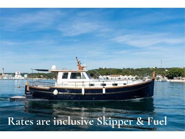 Book yachts online - motorboat - Menorquin 160 - Buccara X - rent