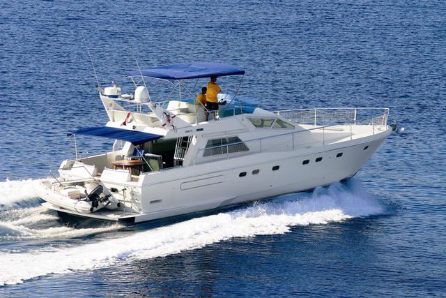 Book yachts online - motorboat - Ferretti 52-7 - Odysseus  - rent