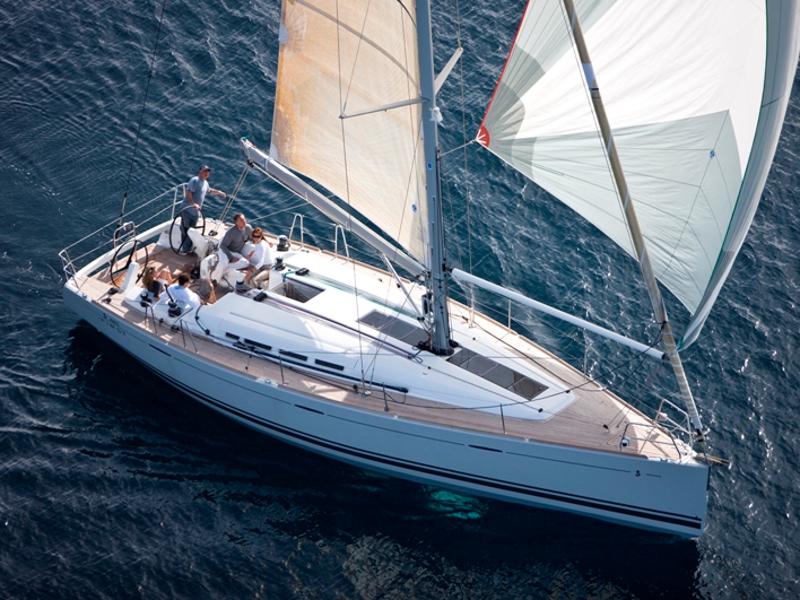 Book yachts online - sailboat - Beneteau First 45 - YASMIN - rent