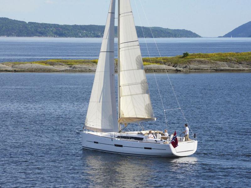 Book yachts online - sailboat - Dufour 412 GL - THEMISTO - rent