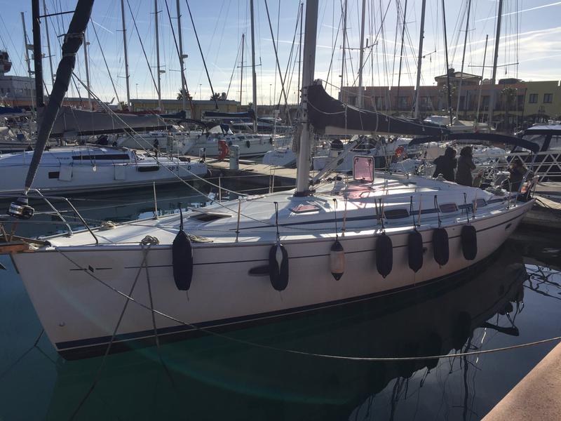 Book yachts online - sailboat - Bavaria 42 - Petit Chou - rent