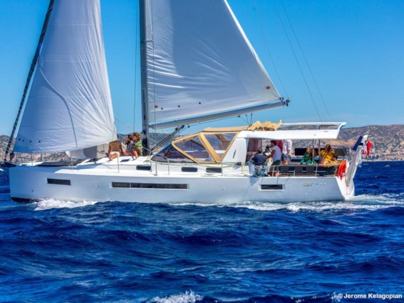 Book yachts online - sailboat - Sun Loft 47 - Pyrole - rent