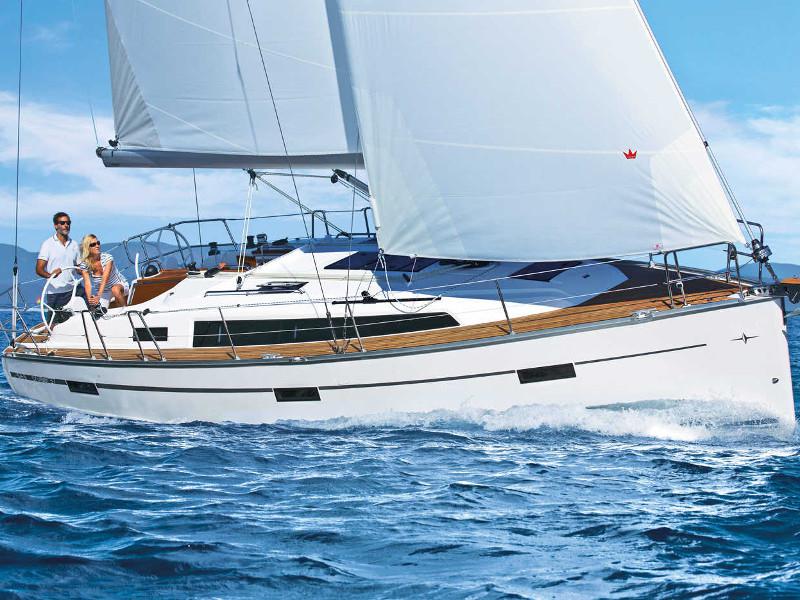 Book yachts online - sailboat - Bavaria Cruiser 37 R - Haydn - rent