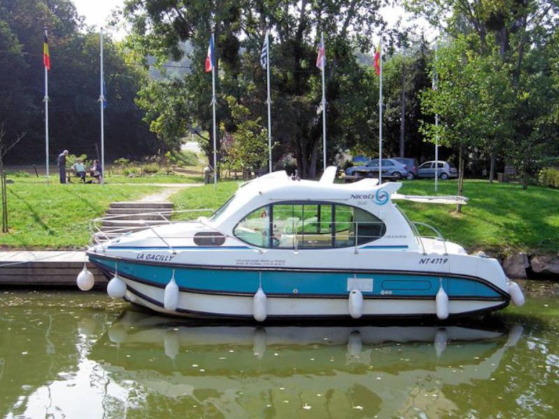 Book yachts online - motorboat - Estivale Duo - LUXEUIL-LES-BAINS FR - rent