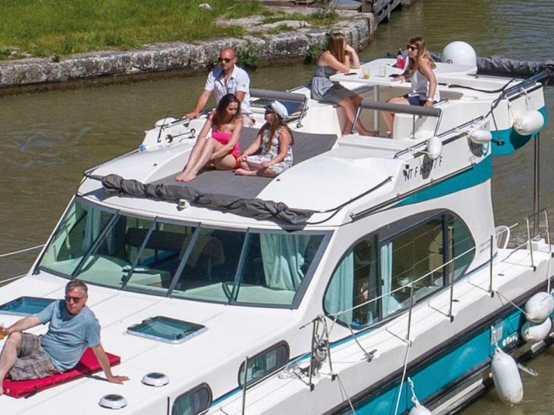 Book yachts online - motorboat - Quattro Fly C - Fitou - rent