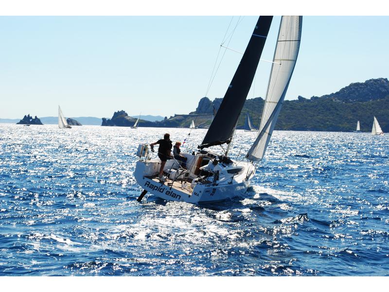 Book yachts online - sailboat - Elan E3 - Rapid'elan - rent