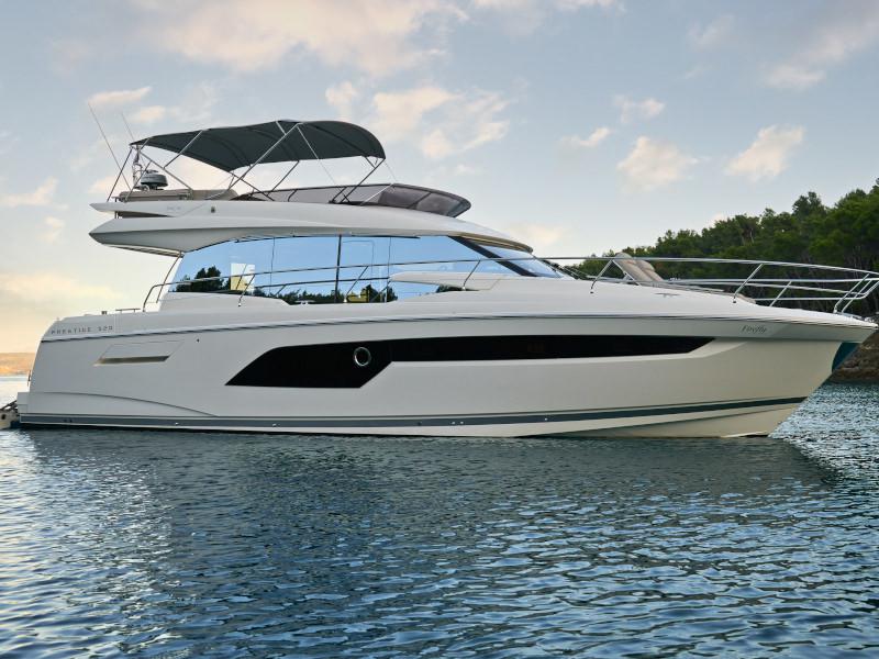 Book yachts online - motorboat - Prestige 520 Fly - Firefly - rent