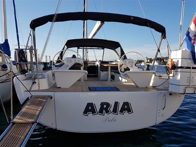 Book yachts online - sailboat - Hanse 575 - ARIA - rent