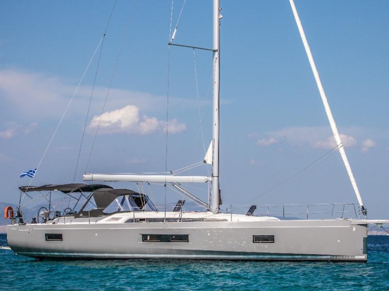 Book yachts online - sailboat - Oceanis 51.1 - NIREAS (generator, air condition, pearl grey hull, 1 SUP free of charge) - rent
