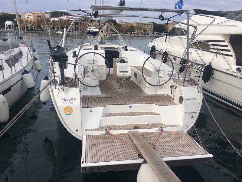 Book yachts online - sailboat - Bavaria 46 Cruiser - Fedias - rent