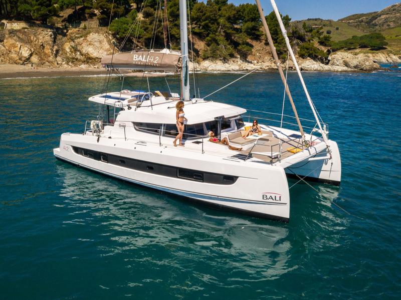Book yachts online - catamaran - Bali 4.2 Open Space - MARE BLUE - rent
