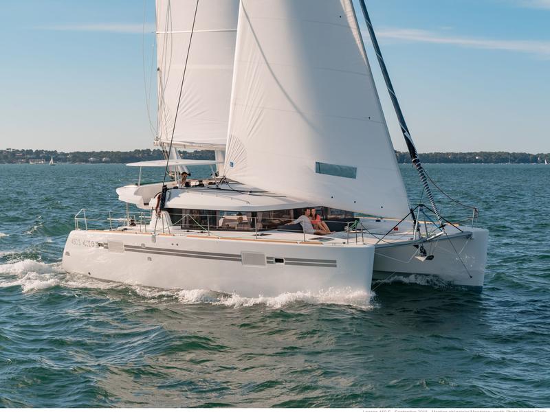Book yachts online - catamaran - Lagoon 450S - Vertigo - rent