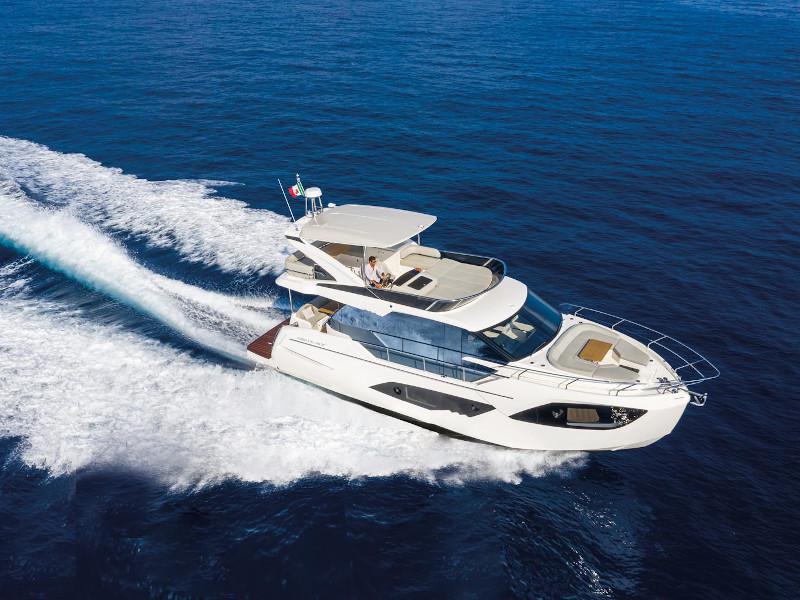 Book yachts online - motorboat - Absolute 47 Fly - VARDO - rent