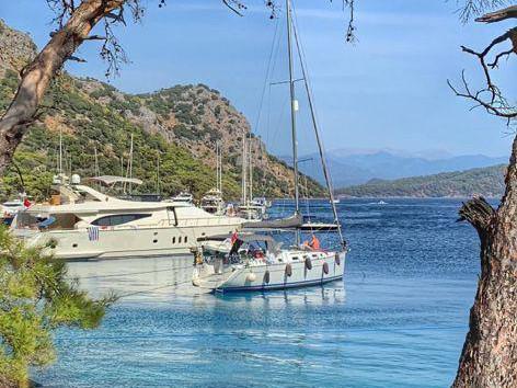 Book yachts online - sailboat - Cyclades 39.3 - Miss Aleyna - rent