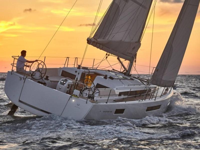 Book yachts online - sailboat - Sun Odyssey 440 - Corcho XIII - rent