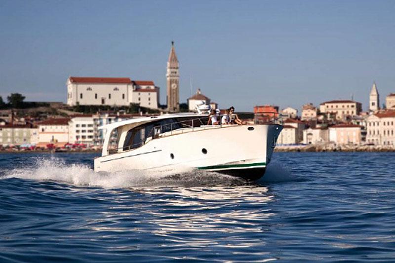 Book yachts online - False - Greenline 40 - D&amp;D - rent