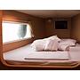 Book yachts online - catamaran - Lagoon 380 S2 - Pearl - rent