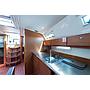 Book yachts online - sailboat - Bavaria 45 Cruiser Owner version - Bunty - Bow & Teak - rent
