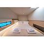 Book yachts online - catamaran - Bali 4.3 Motor Yacht - SAILUXE - Tokyo - rent