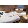 Book yachts online - motorboat - Azimut 55 Fly - MAWI - rent