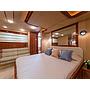 Book yachts online - motorboat - Ferretti 680 - Sadaqa - rent